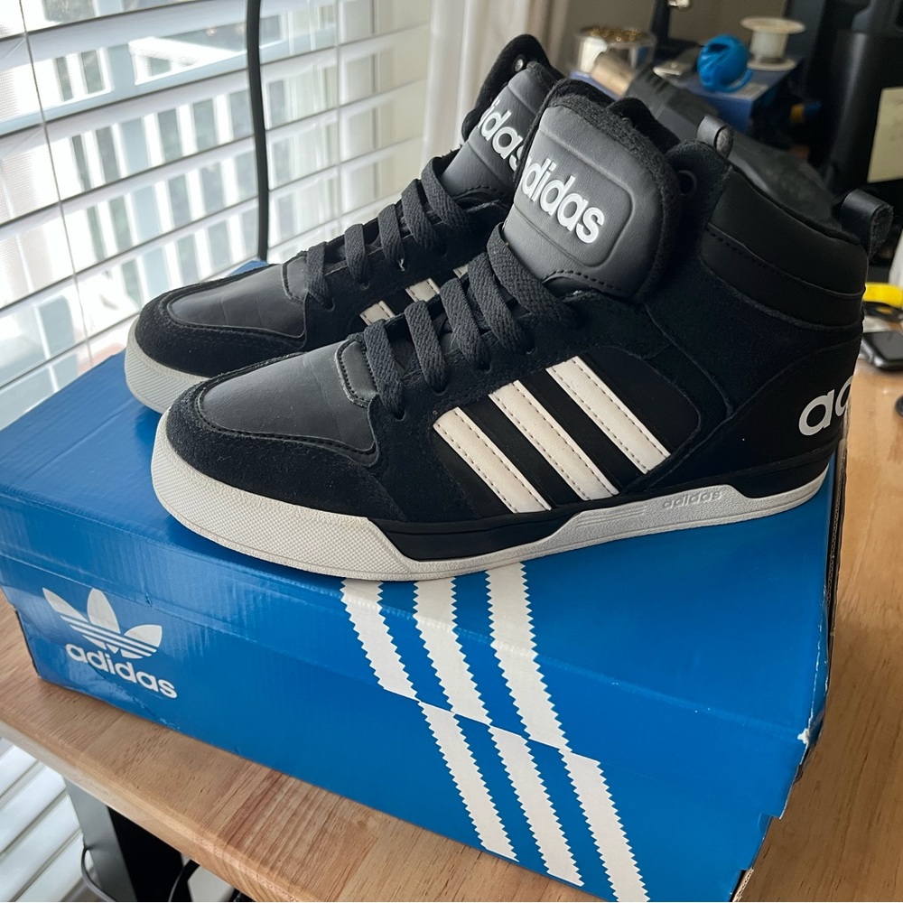 Adidas Men's Black and White Sneakers